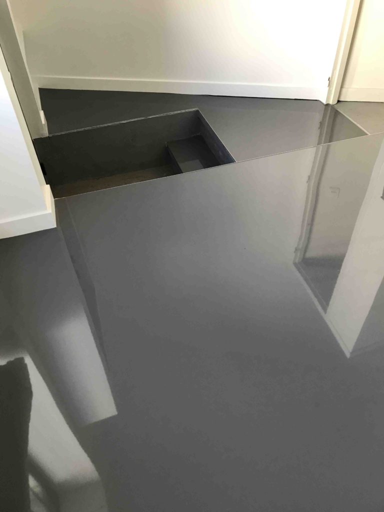 Sol maison polyurethane gris