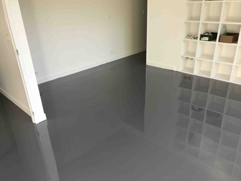 Sol maison polyurethane gris