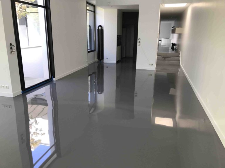 Sol maison polyurethane gris